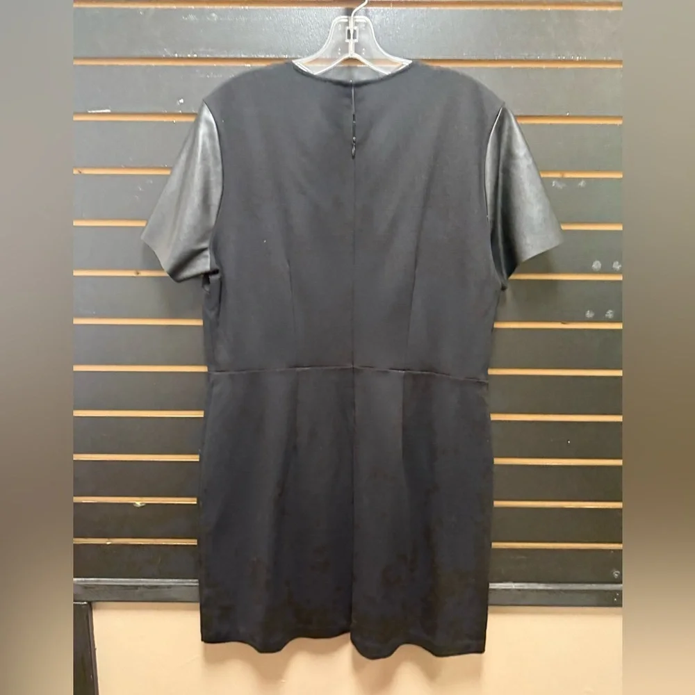NWT Michael Kors Black Short Sleeve Henley Dress Gold Button Size L